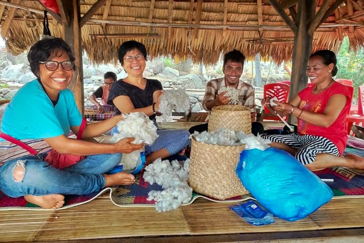 Photos courtesy of Ashoka Fellow Dinny Jusuf.
